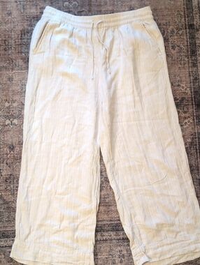 Time and Tru Women's Cream Drawstring Linen-Blend Pants
